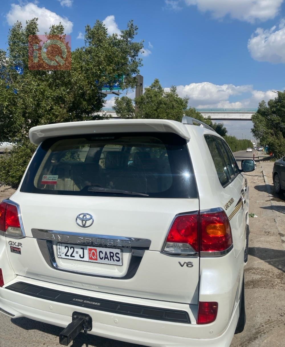 تويوتا لاندكروزر